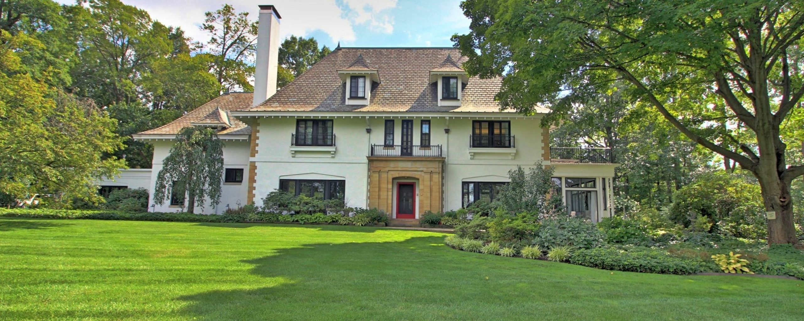 17050 South Park Blvd Chestnut Hill Realty Inc.