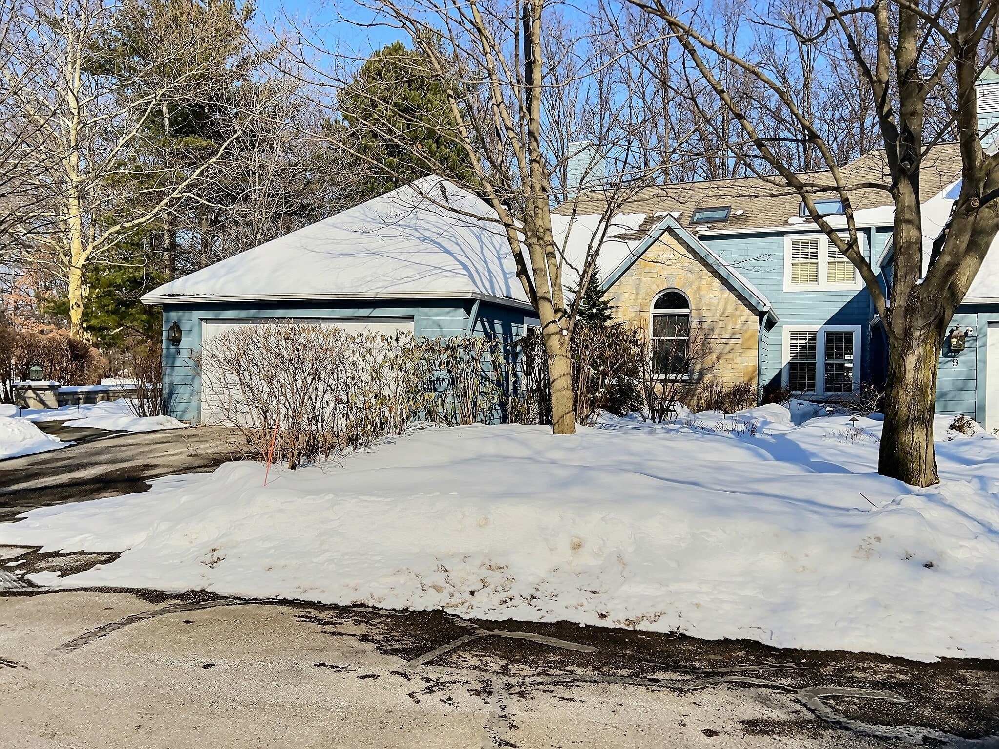 8 Haskell Drive Chestnut Hill Realty Inc.