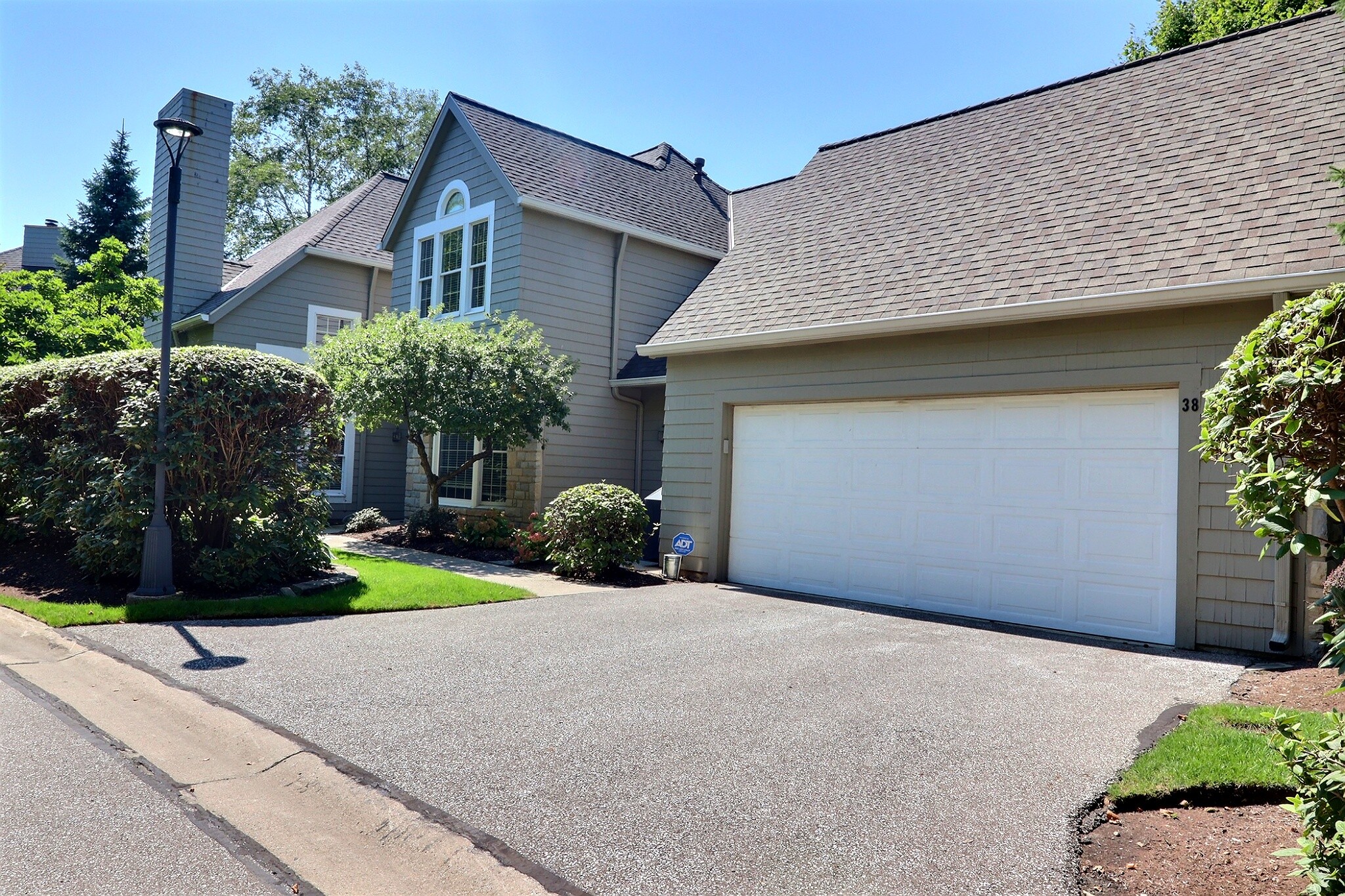 38 Haskell Drive Chestnut Hill Realty Inc.