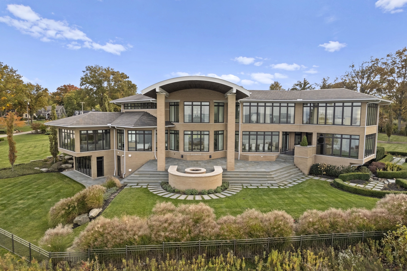 26000 Lake Road Chestnut Hill Realty Inc.