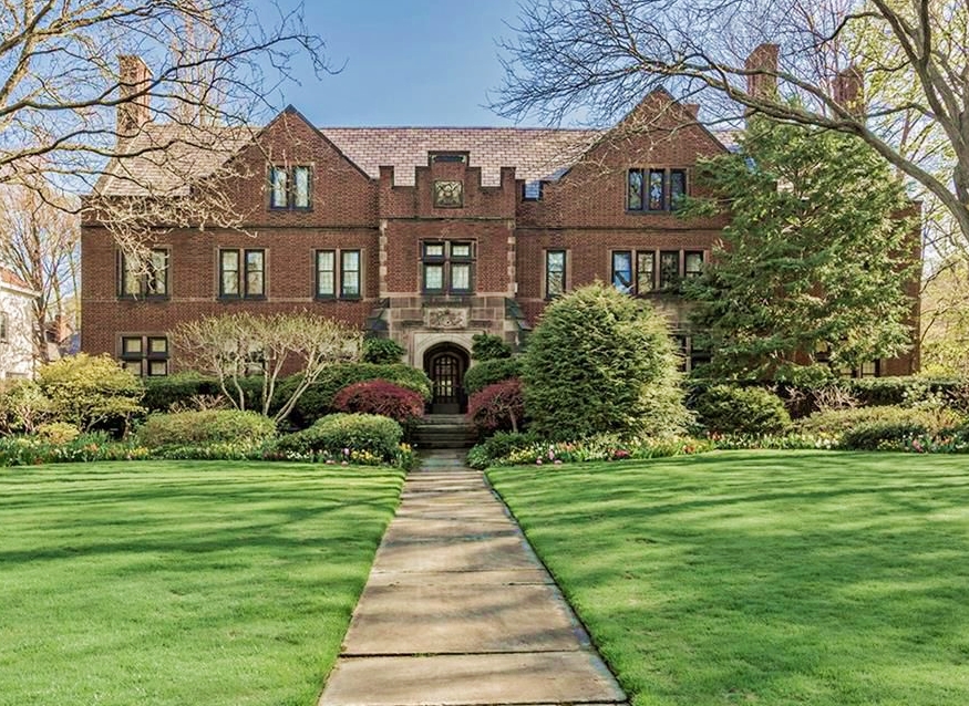 2965 Fairmount Boulevard Chestnut Hill Realty Inc.