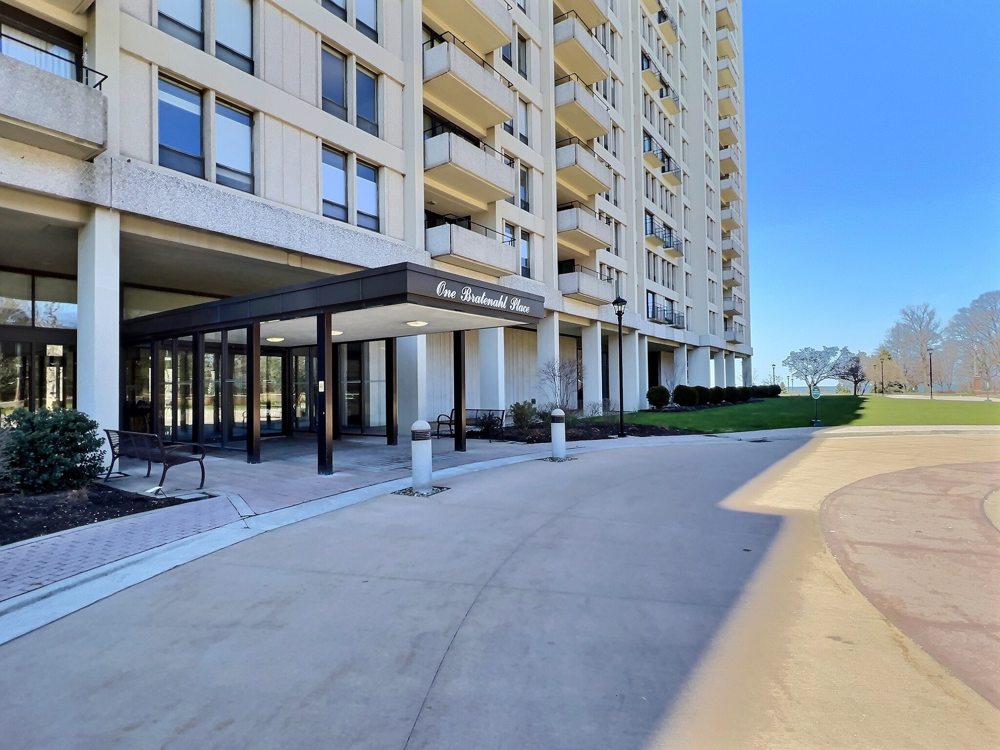 1 Bratenahl Place Suite 805 Chestnut Hill Realty Inc.