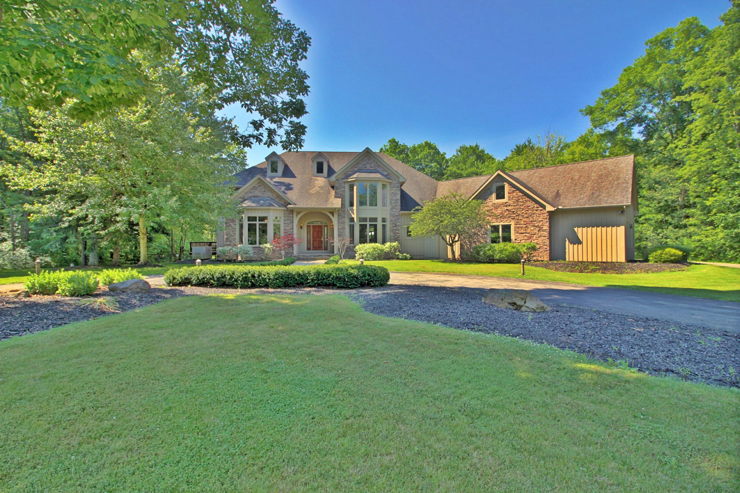 9601 Weathervane Dr Chestnut Hill Realty Inc.